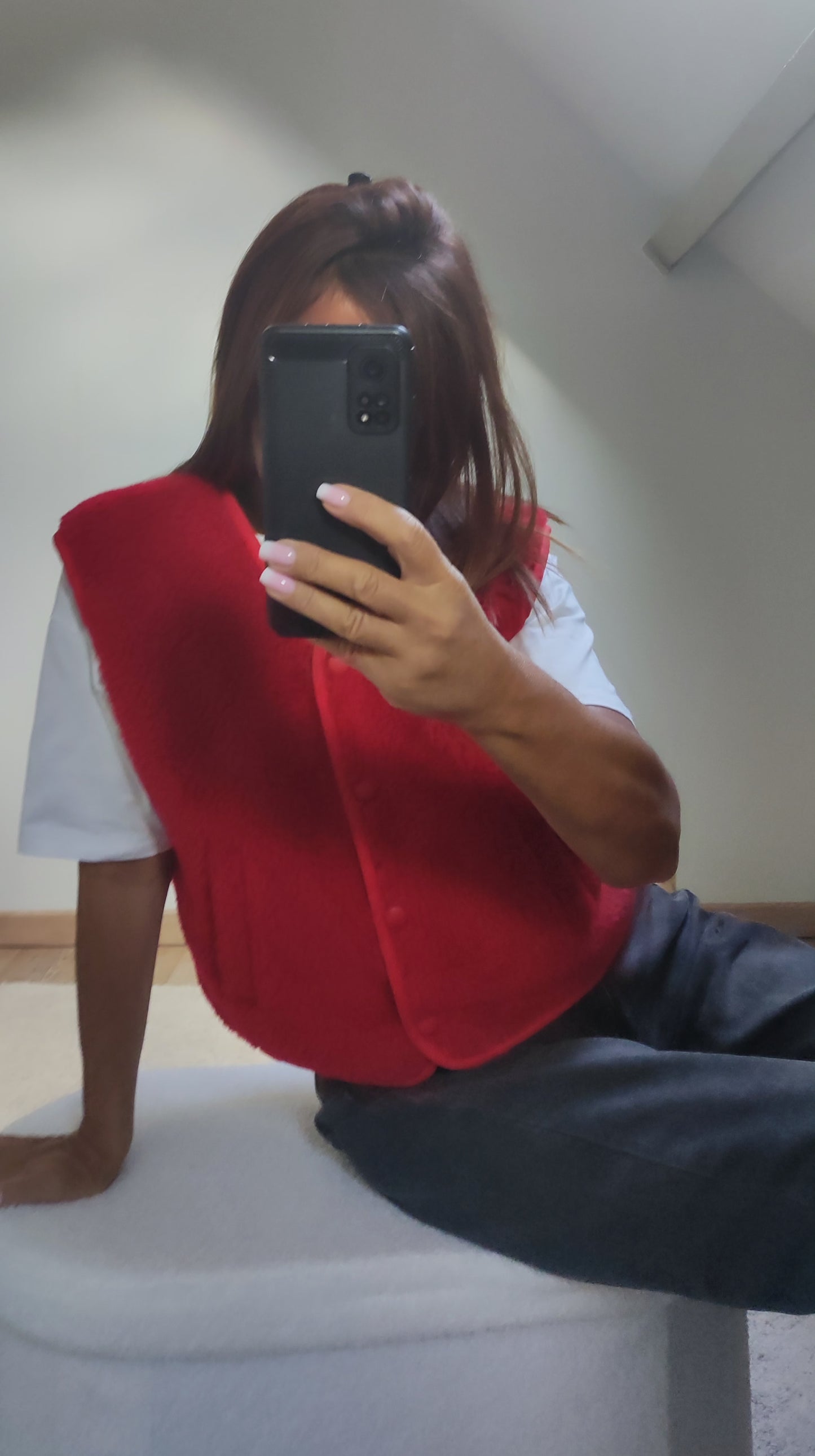 JOHANNA ROUGE-VESTE SANS MANCHES