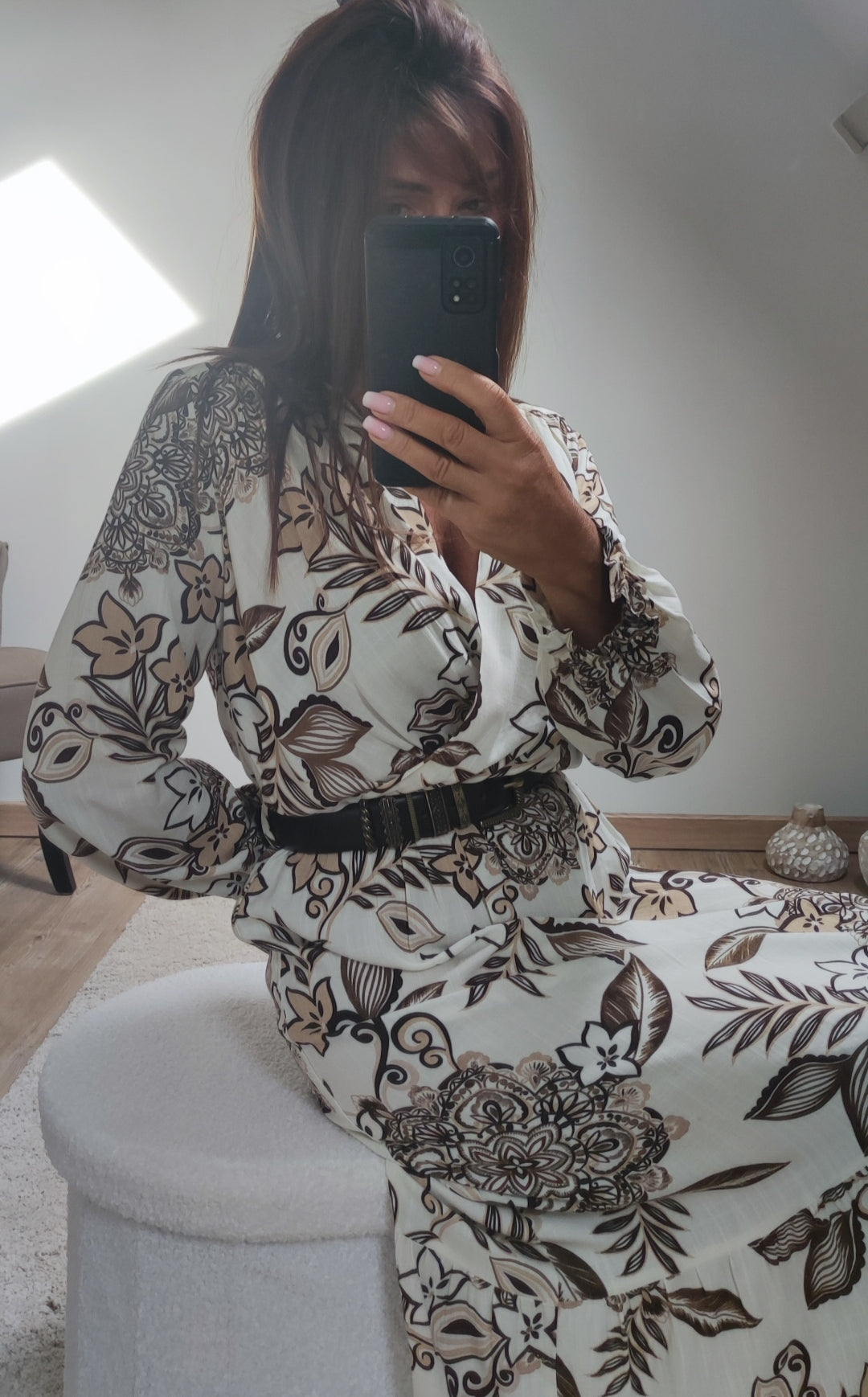 JOLINNE BEIGE-ROBE