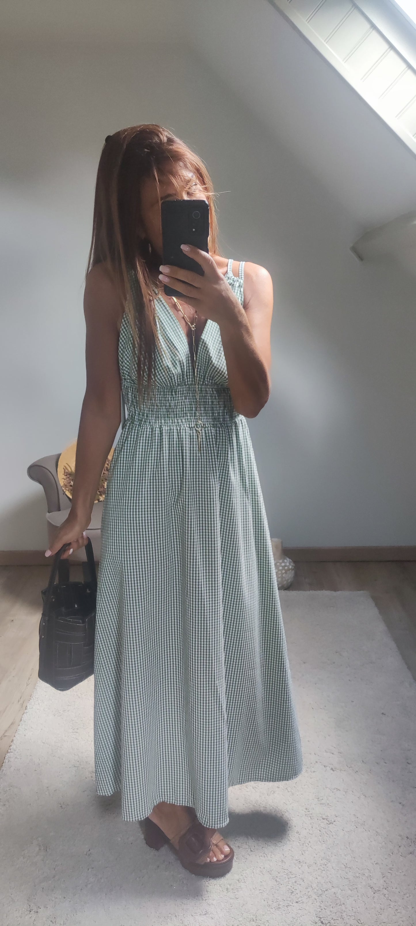 ROBE LONGUE-KAKI