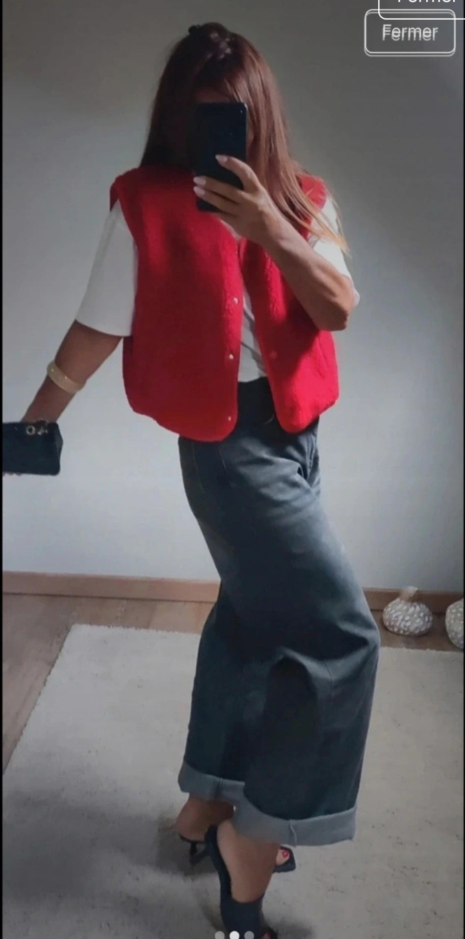 JOHANNA ROUGE-VESTE SANS MANCHES