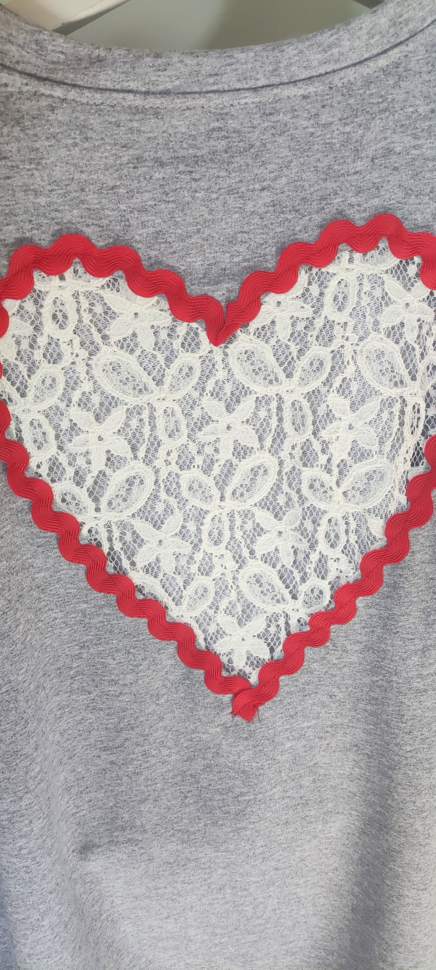 TEE-SHIRT COEUR-GRIS