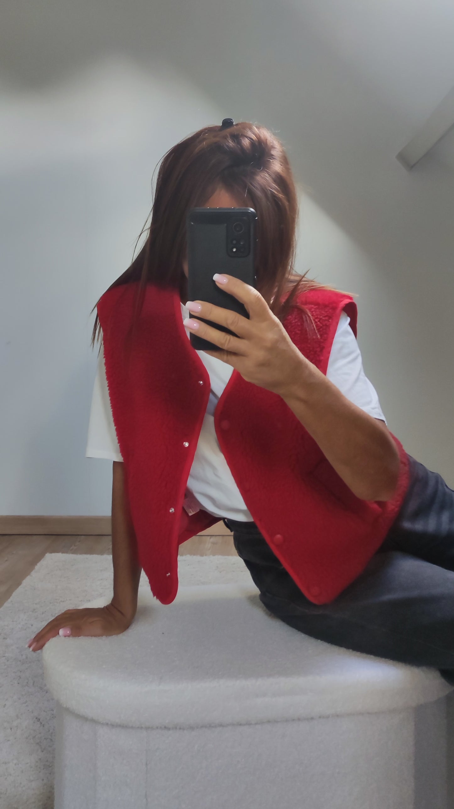 JOHANNA ROUGE-VESTE SANS MANCHES